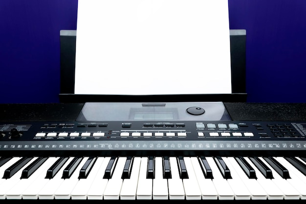 Yamaha P-145 Dijital Piyano 88 Tuş