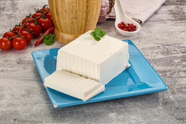 Tahsildaroğlu Ezine Tam Yağlı Beyaz Peynir 600 g