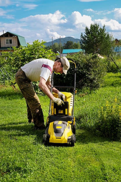 Gardena PowerMax 1200 Elektrikli Çim Biçme Makinesi